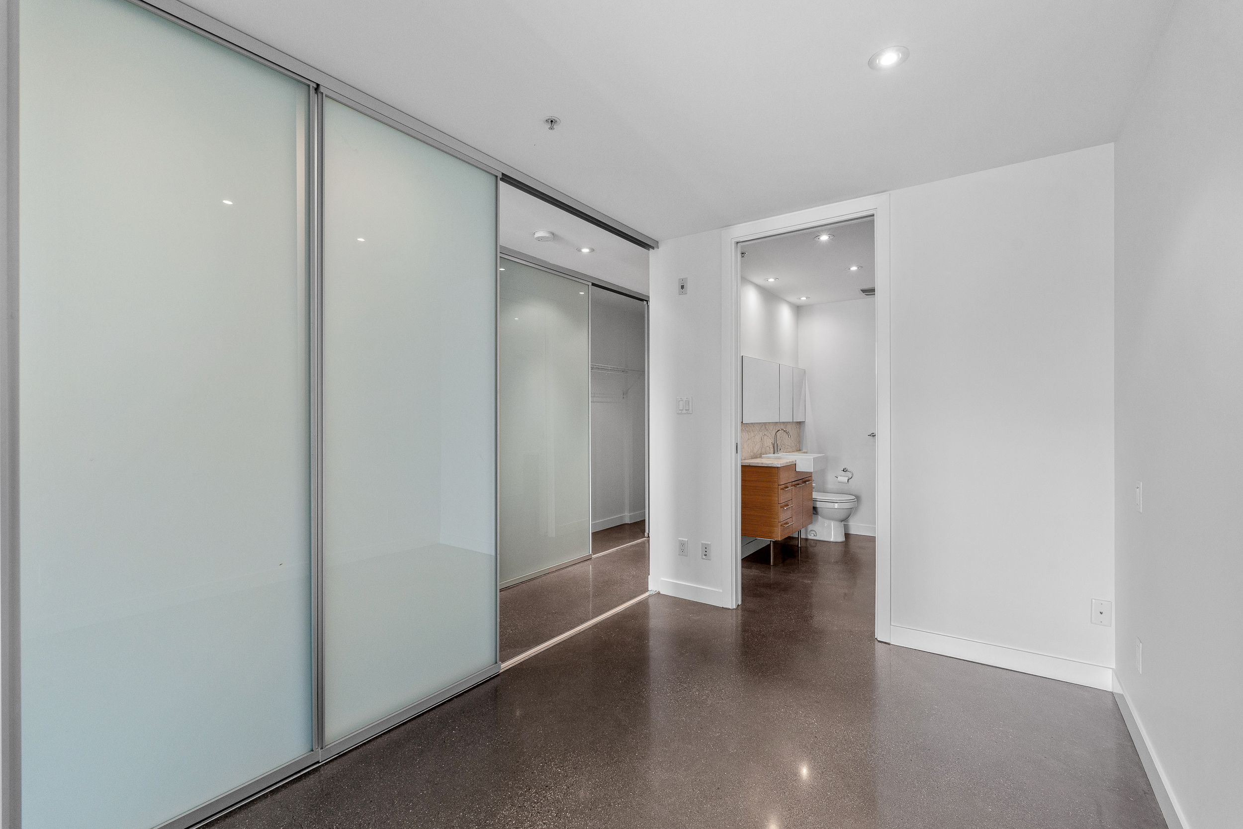 #417 – 256 E. 2nd Avenue